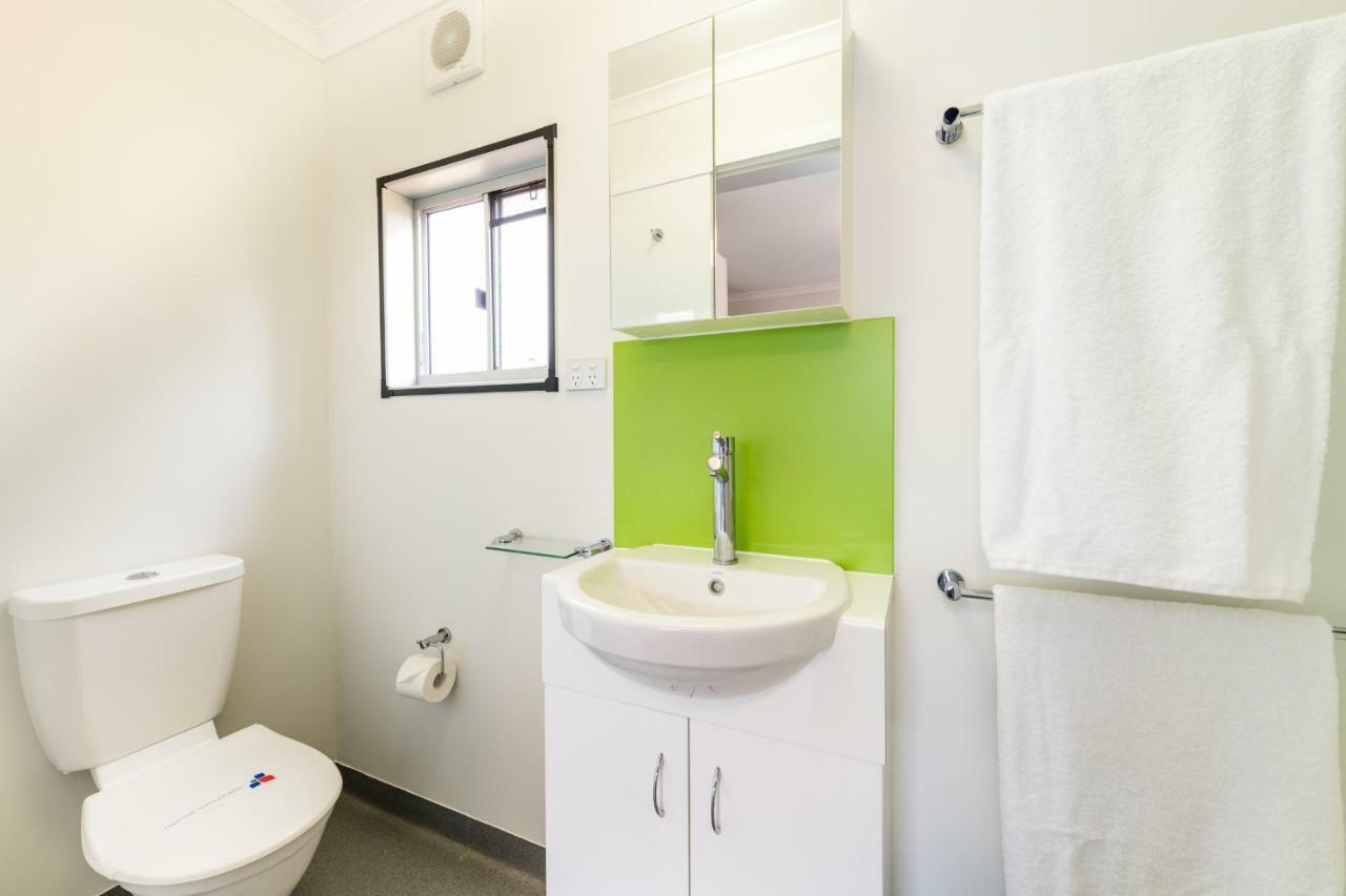 Jolly Swagman Acccommodation Park Тувумба Экстерьер фото
